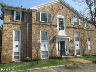 723 Whitcomb St APT B, Kalamazoo, MI, 49008