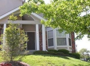 1 Sunburst Ct, Saint Charles, MO 63303