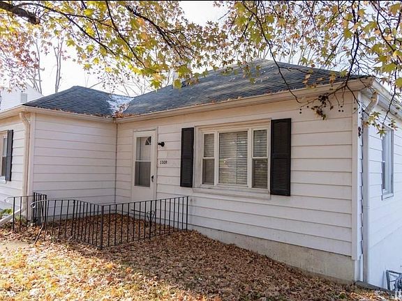 3rd image of 1309 Weed Ln