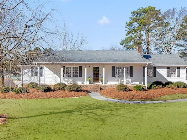 134 E Allison Cir, Carrollton, GA 30117