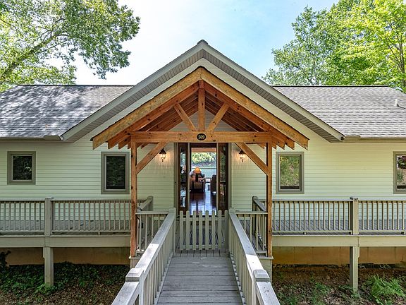 3rd image of 509 Lonesome Pine Rd