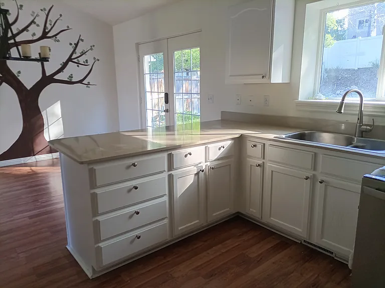2345 Tennessee Ave — Photo 3