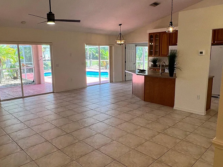 640 Corrientes Cir — Photo 5