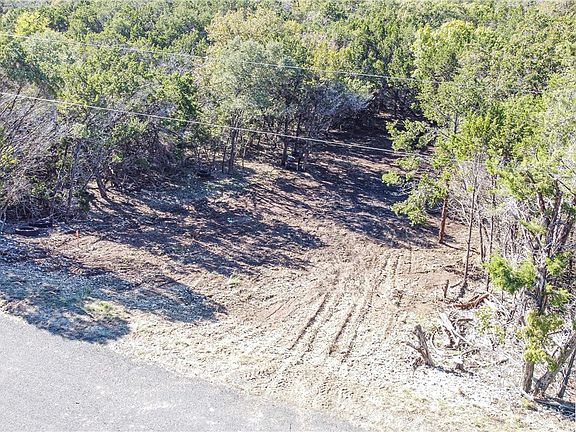 3rd image of 4075 Sherwood Dr