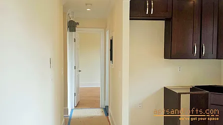 Rented by aptsandlofts.com