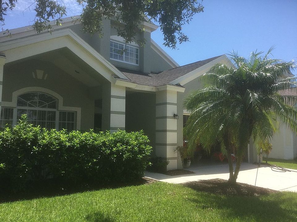 Front yard and house