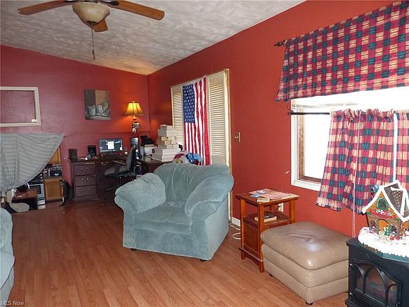 4th image of 1354 Manatee Ave