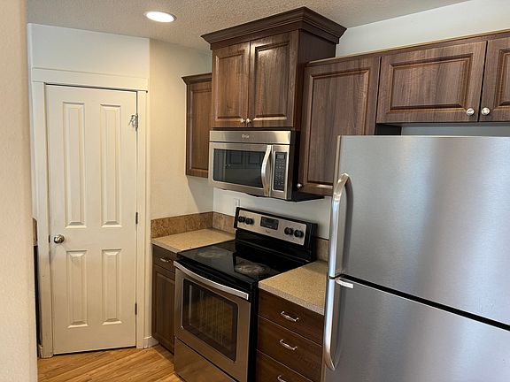 5th image of 5511 NE 74th Ave