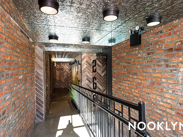 269 Meserole St #3A — Photo 25