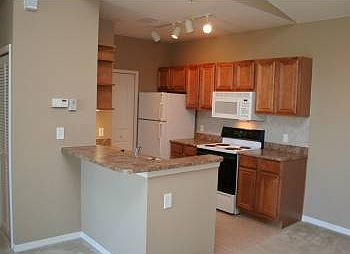 4th image of 8387 38th St Cir E Unit 305