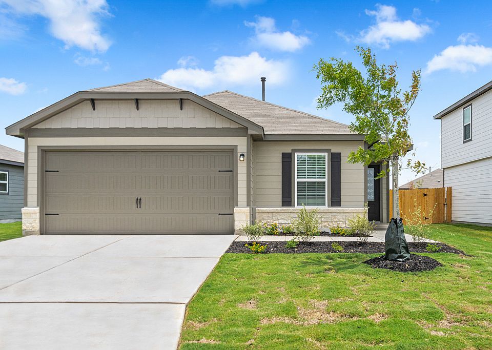 The Medina is a spacious one-story home at Luckey Ranch.