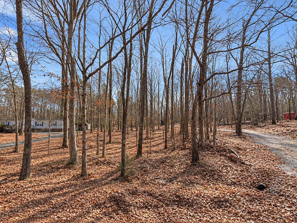 2nd image of 1321 Carolina Country Club Rd