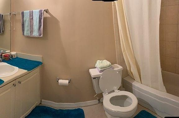 5th image of 3004 Parkway Blvd APT 212