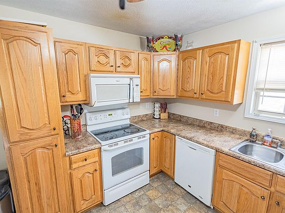 5th image of 261 County Road 454