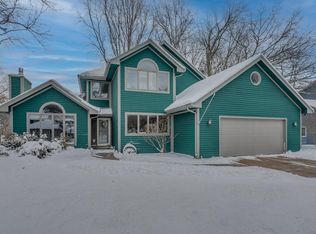3424 S Whip Poor Will Ln, Appleton, WI 54915