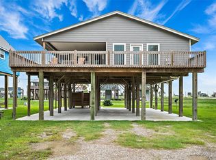 13227 Gulf Beach Dr, Freeport, TX 77541