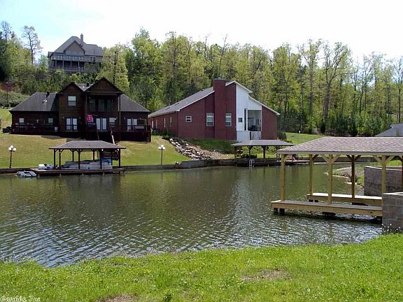 4th image of 370 Hunterscove Dr