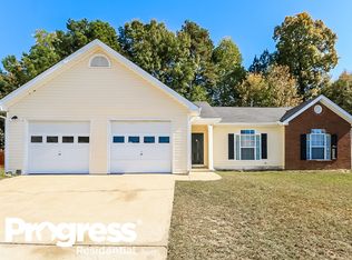 310 Emerald Green Ct, College Park, GA 30349