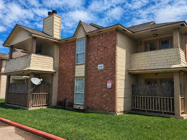 11506 Meadow Ln #4, Stafford, TX 77477