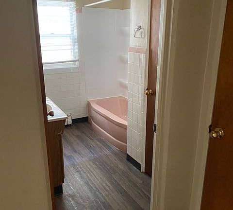 4th image of 2908 7th St N #3