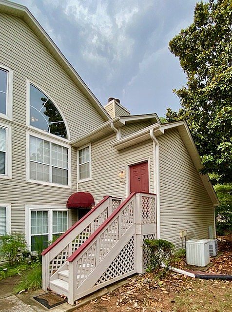 1st image of 1023 Stones Throw Dr NW