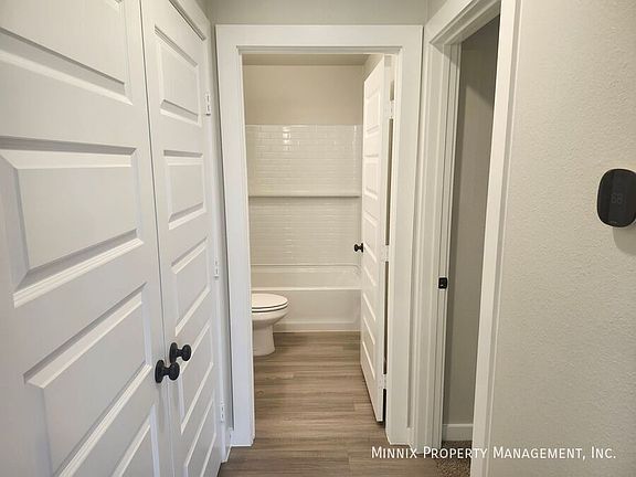 4th image of 14507 Avenue Q