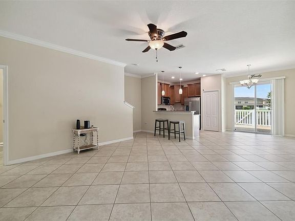 5th image of 11981 Greengate Dr