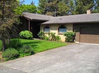 1323 SW 10th Dr, Gresham, OR 97080