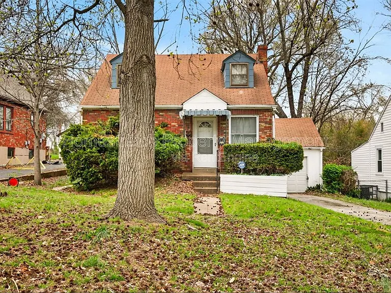8817 Shady Grove Ave — Photo 37