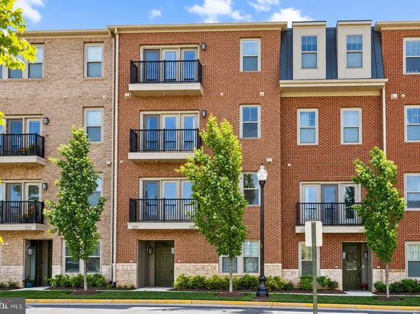 42883 Littlehales Ter, Ashburn, VA 20148