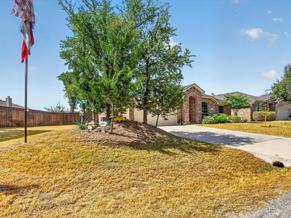 2807 River Ridge Ct, Granbury, TX 76048