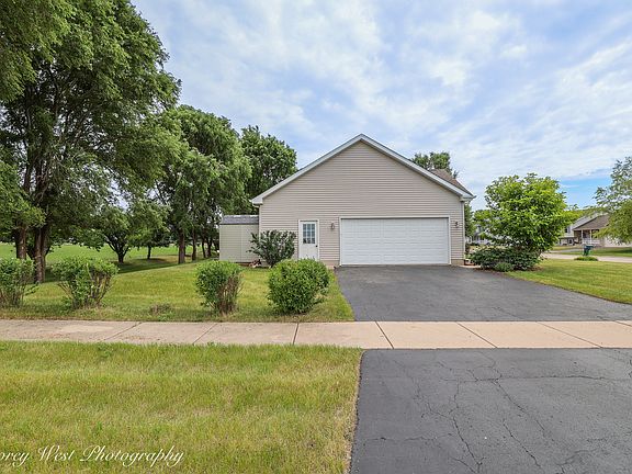 4th image of 480 N Aspen Dr