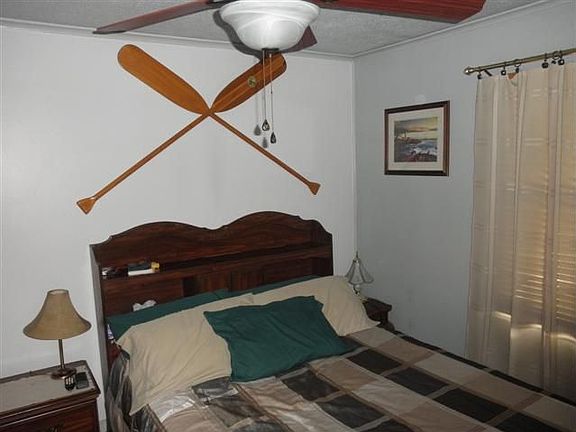 5th image of 307 E Lake Ave