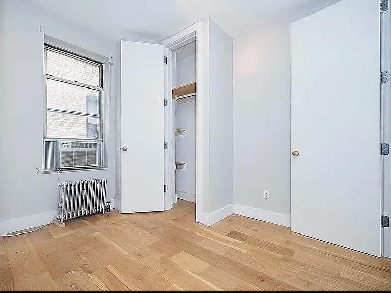 3155 Broadway #5 — Photo 3