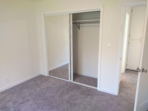4th image of 875 Northrup St APT 23
