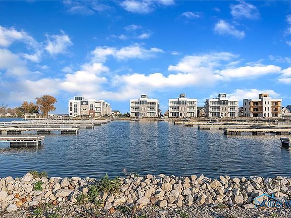 5th image of 2717 S Harbor Bay Dr #1222