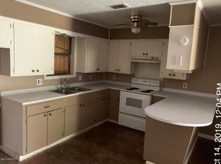 307 Robinhood Cir, Philadelphia, MS 39350