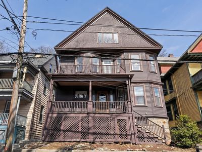 28 Boylston St, Boston, MA, 02130