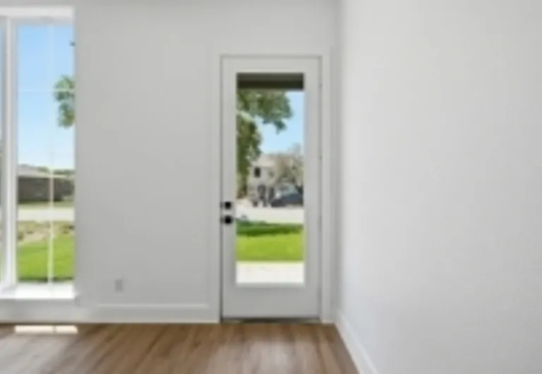 3321 S University Dr — Photo 3