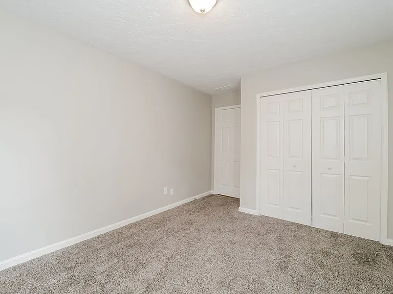 8416 Somerton Cir — Photo 13