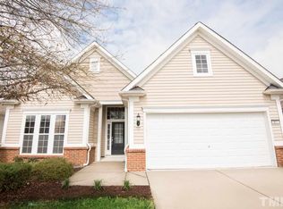 817 Footbridge Pl, Cary, NC 27519