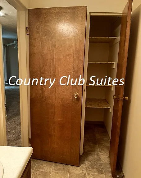1000 Hespe Dr #101 — Photo 10