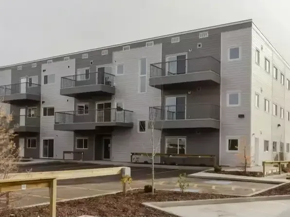 16315 96a Ave NW #303B, Edmonton, AB T5P 0E4