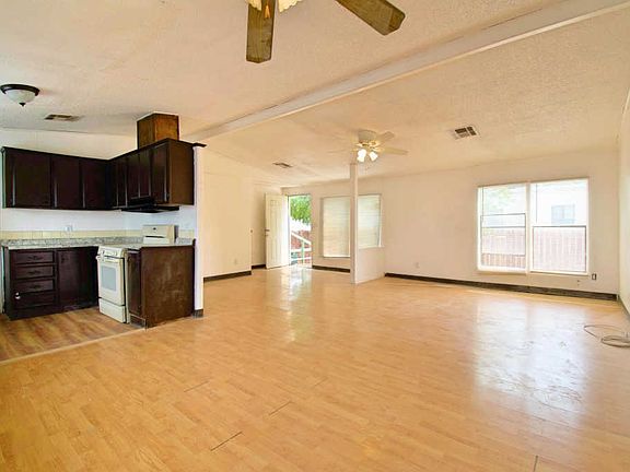 2nd image of 2640 S Cottonwood Ln Unit 45