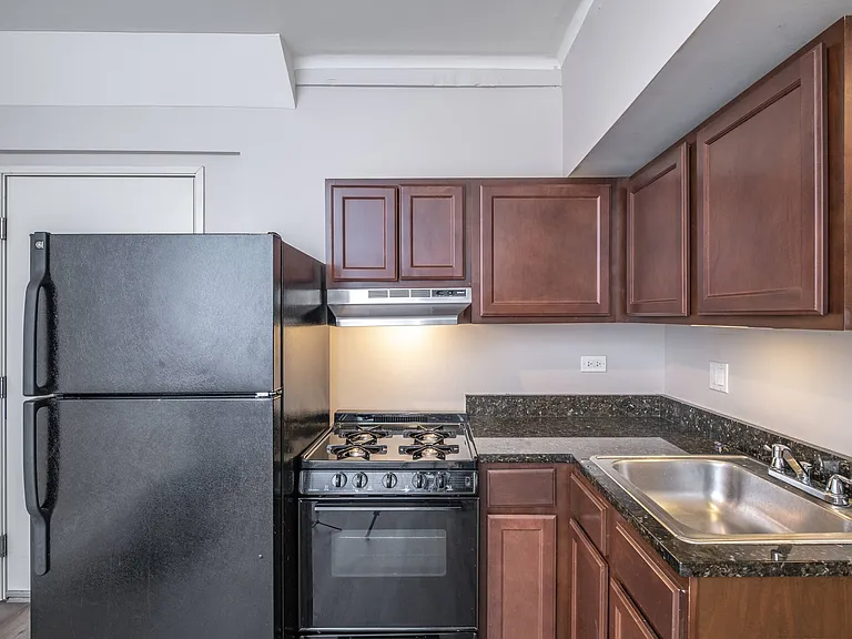 4706 N Beacon — Photo 40