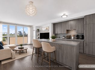 156 Portland St #606, Toronto, ON M5V0G1