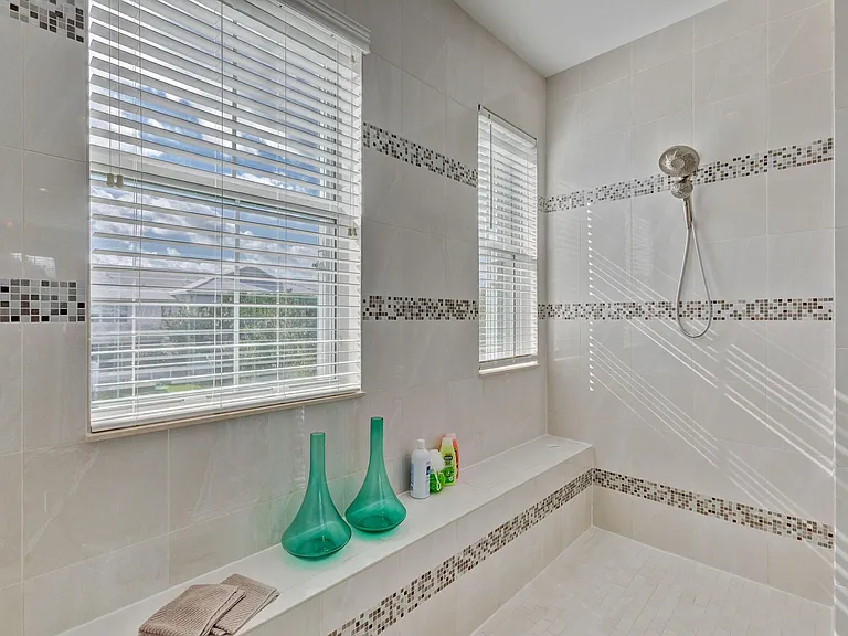 11900 Cypress Key Way — Photo 22