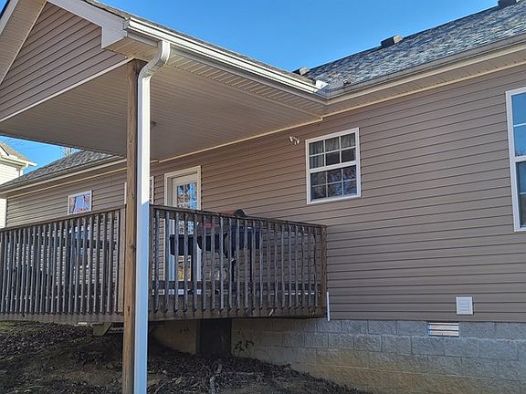 5th image of 74 Dakota Ln
