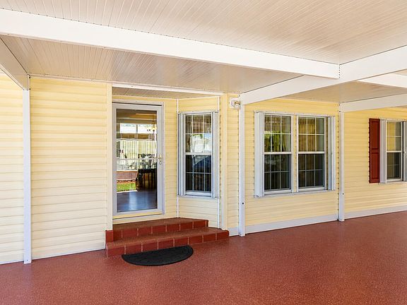 5th image of 7809 McClintock Way