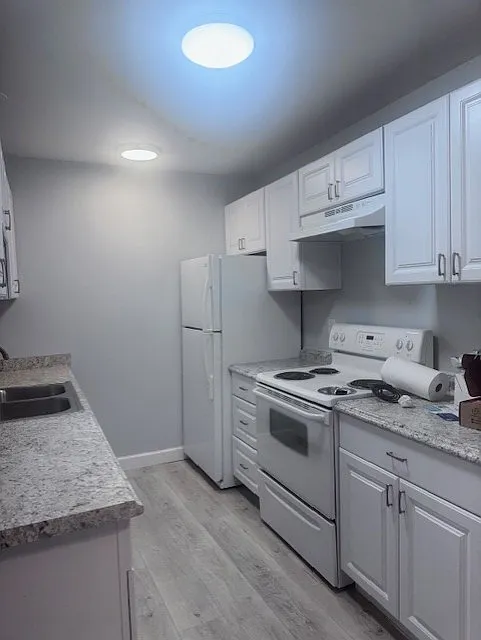 2 bed, 1.5 bath, 1100 sqft, $1,795 — Photo 4